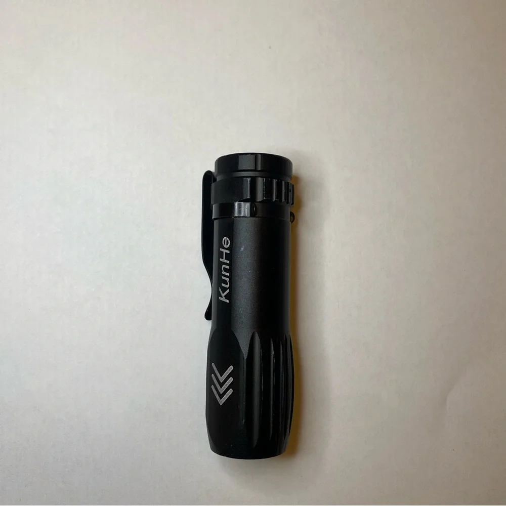 KunHe Rechargeable Pocket Flashlight - Picture 2 of 7